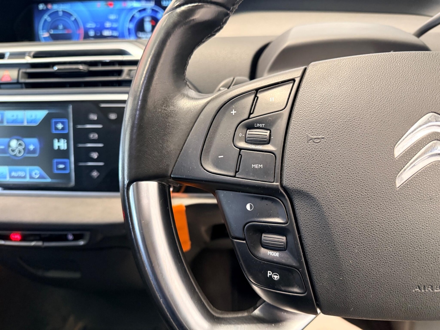 Used Citroen C4 Picasso for sale - 77597676: Photo 24