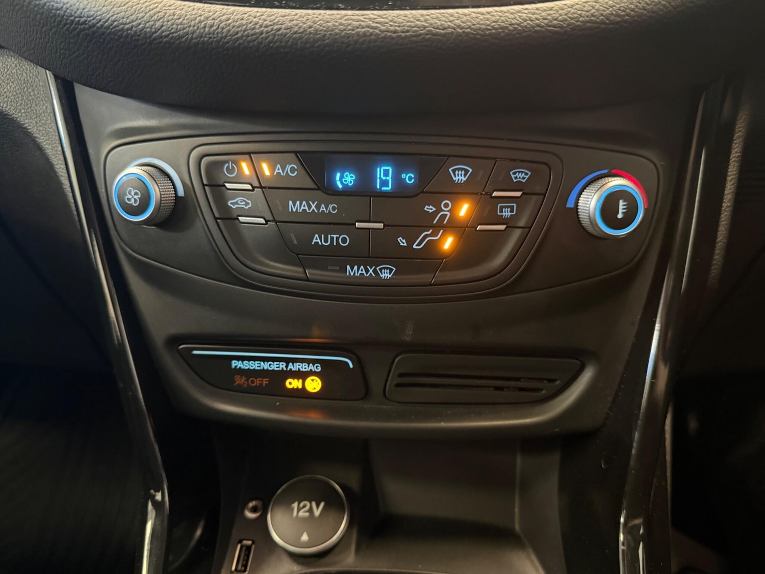 Used Ford B-MAX 2015 for sale - 77958207: Photo 26