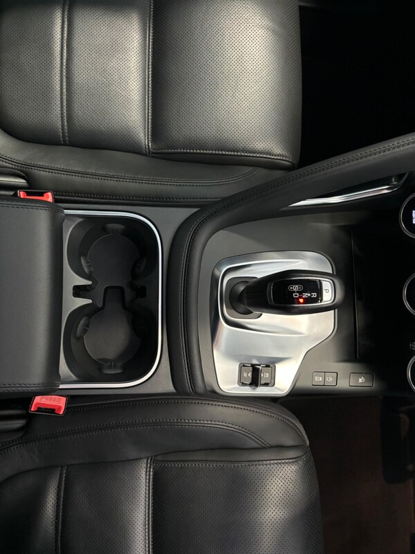 Used Jaguar E-Pace 2020 for sale - 74520858: Photo 17