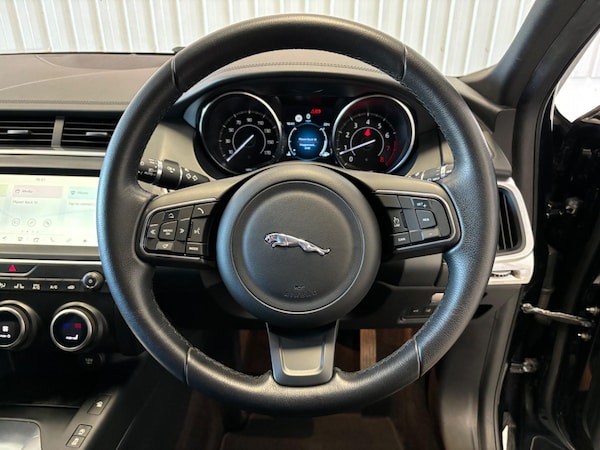 Used Jaguar E-Pace 2020 for sale - 74520858: Photo 20