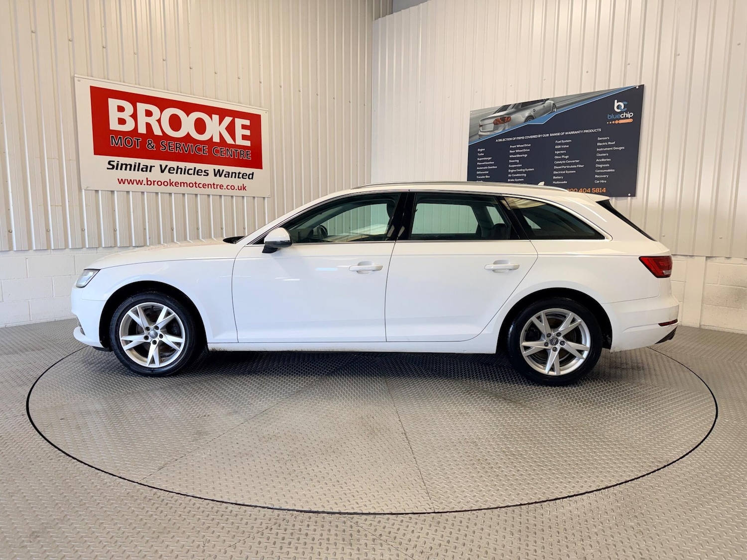 Used Audi A4 2017 for sale - 77130654: Photo 10