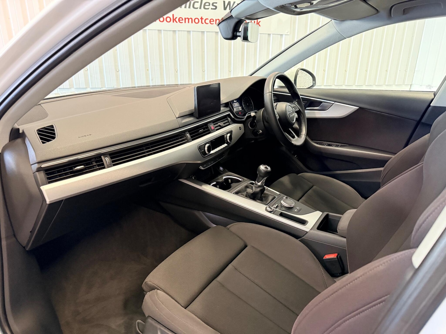 Used Audi A4 2017 for sale - 77130654: Photo 13