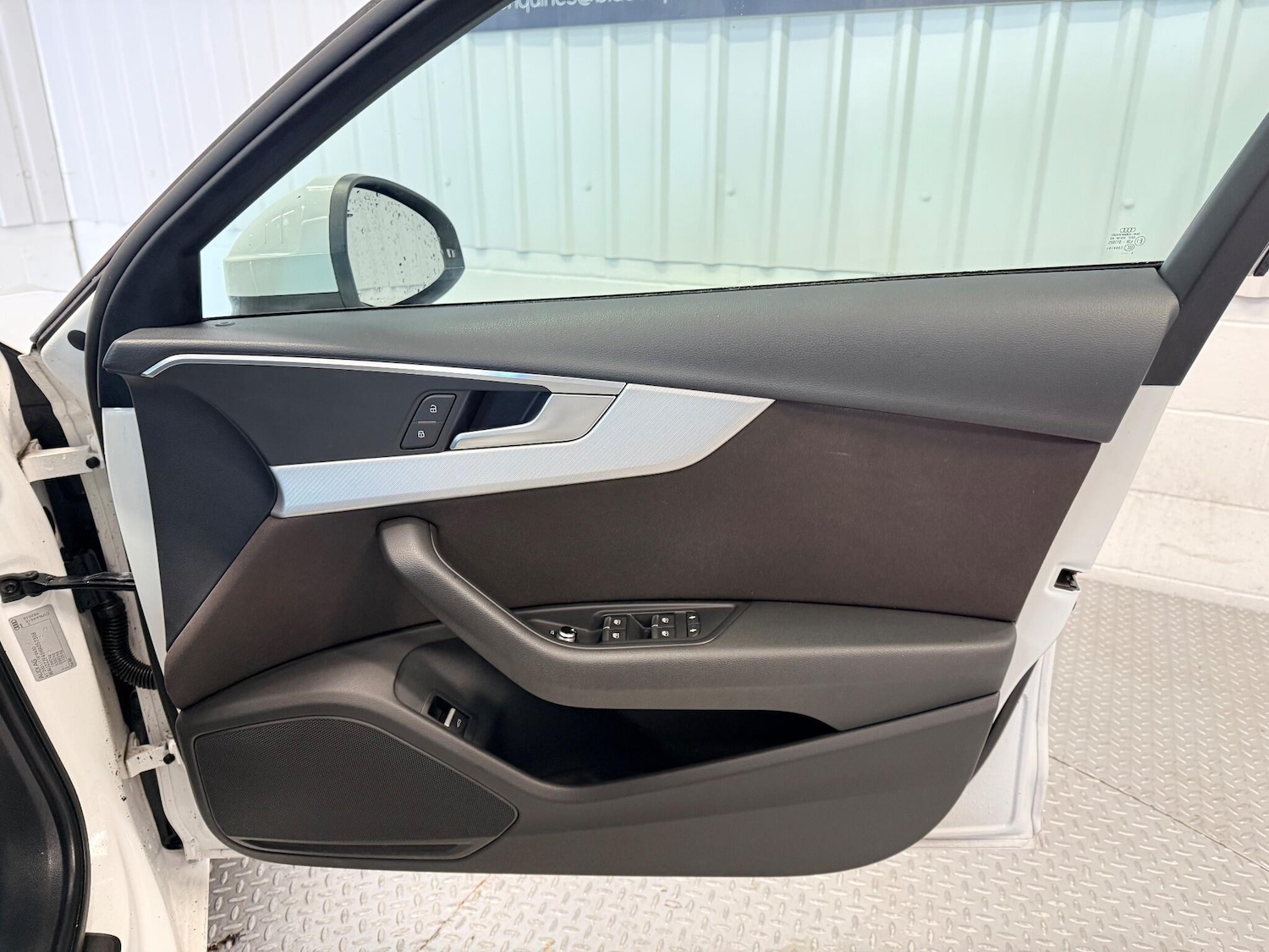 Used Audi A4 2017 for sale - 77130654: Photo 18