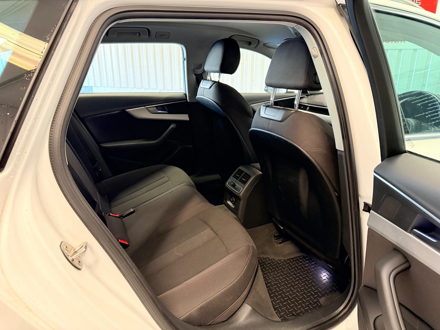 Used Audi A4 2017 for sale - 77130654: Photo 19