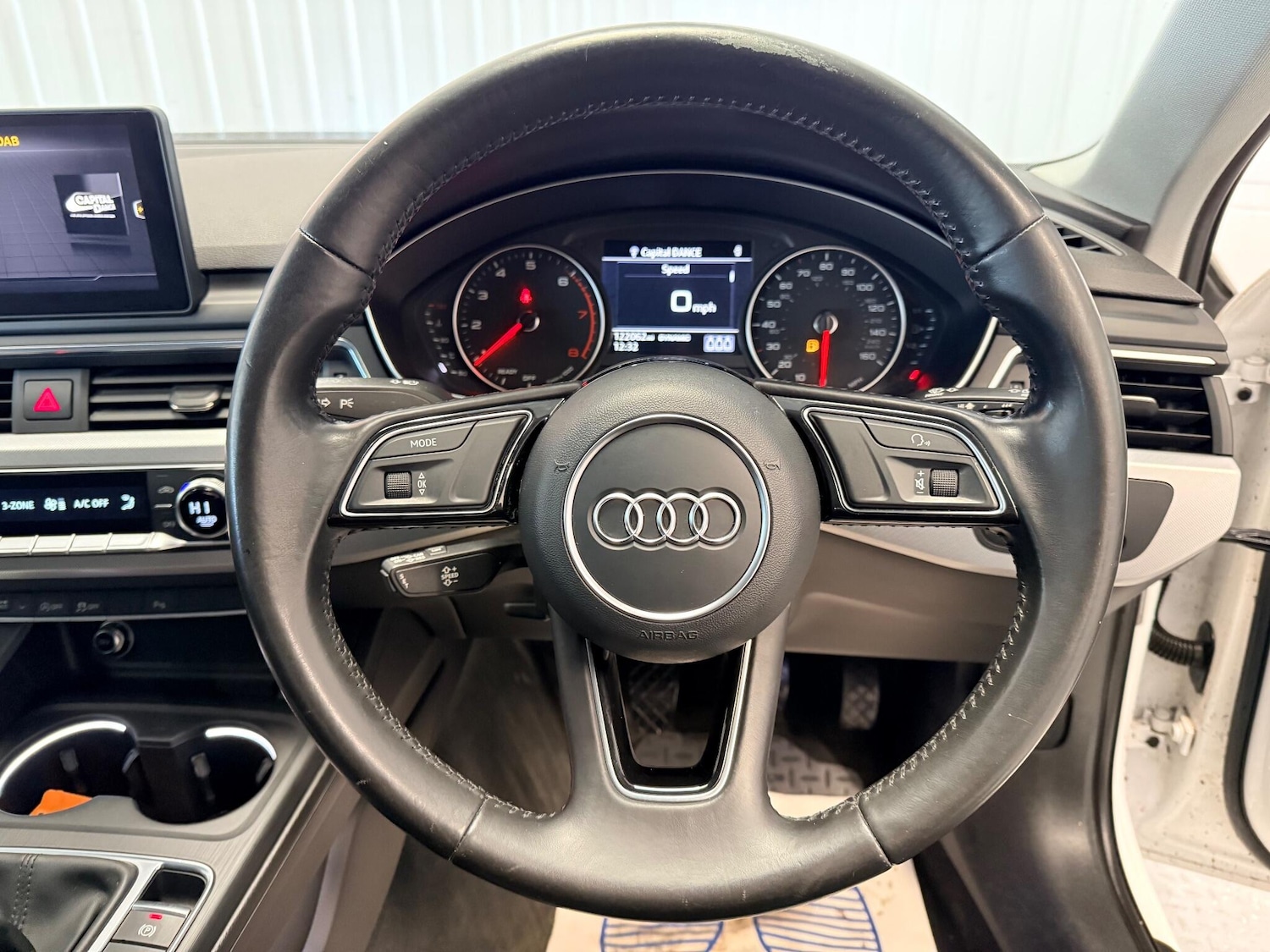 Used Audi A4 2017 for sale - 77130654: Photo 22
