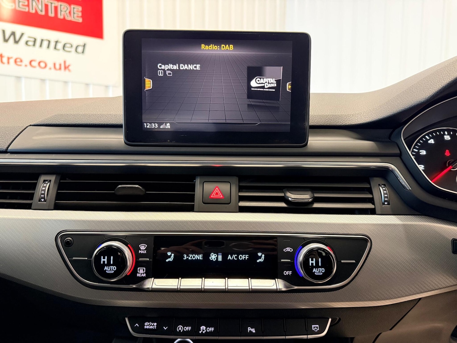 Used Audi A4 2017 for sale - 77130654: Photo 28