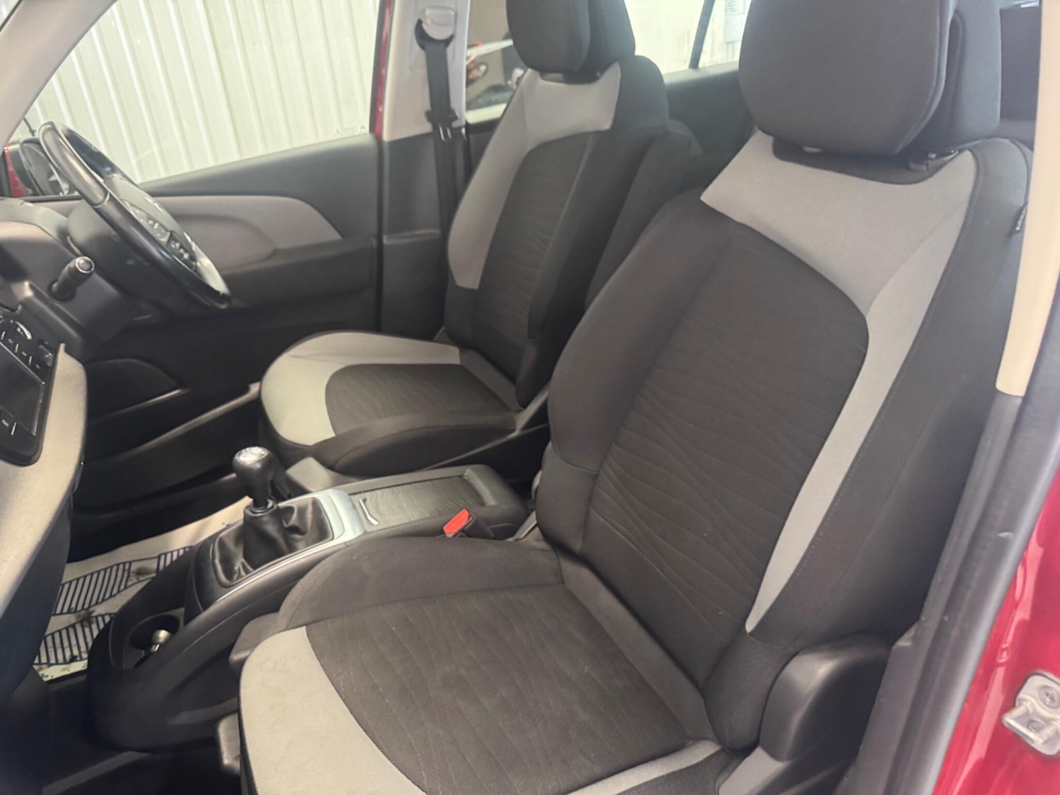 Used Citroen Grand C4 Picasso 2015 for sale - 78185392: Photo 21