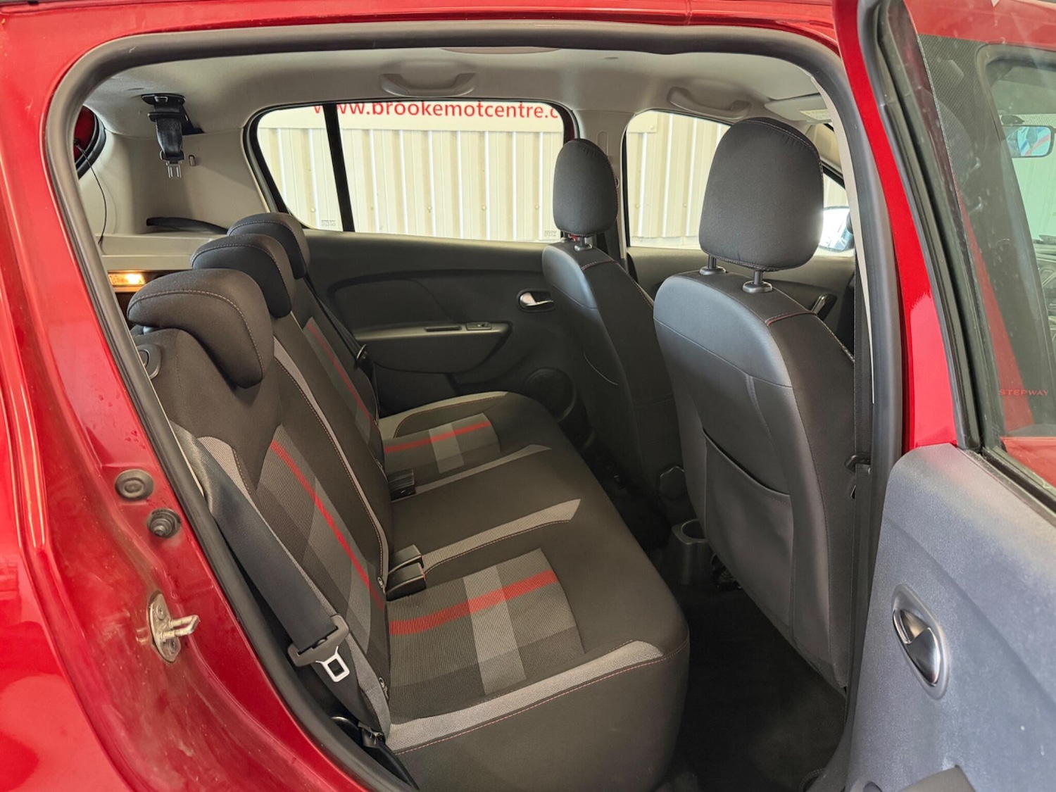 Used Dacia Sandero Stepway 2019 for sale - 77658449: Photo 12