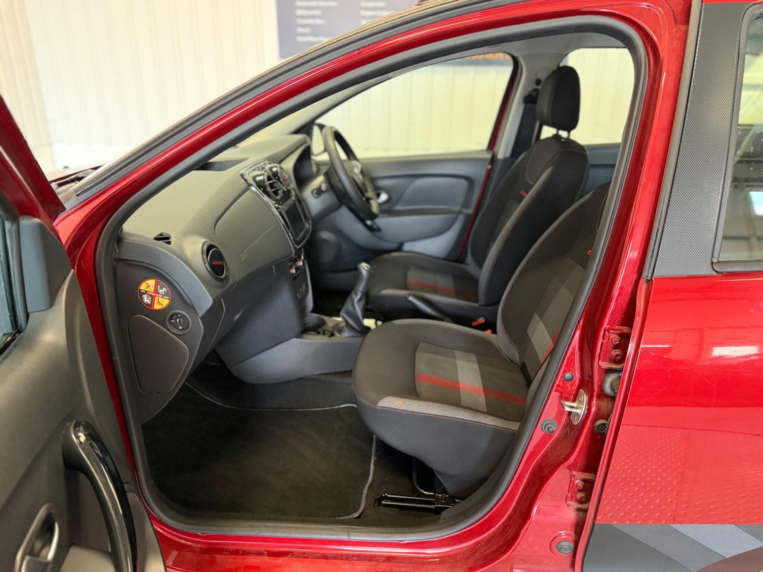 Used Dacia Sandero Stepway 2019 for sale - 77658449: Photo 14