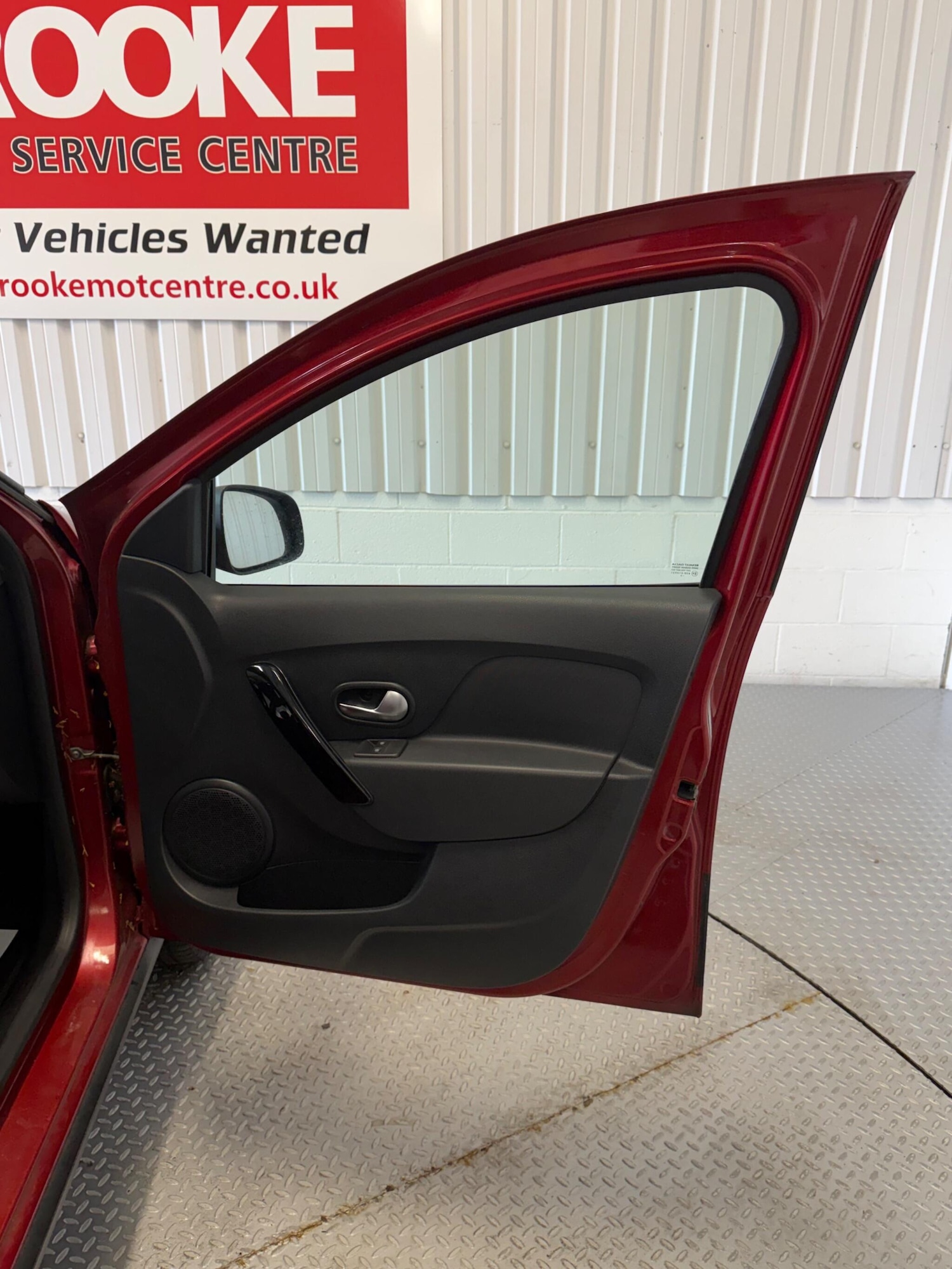 Used Dacia Sandero Stepway 2019 for sale - 77658449: Photo 16