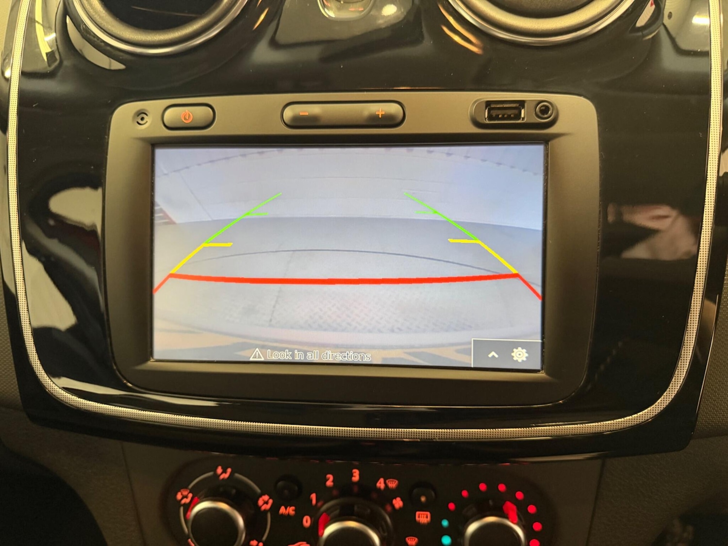 Used Dacia Sandero Stepway 2019 for sale - 77658449: Photo 26