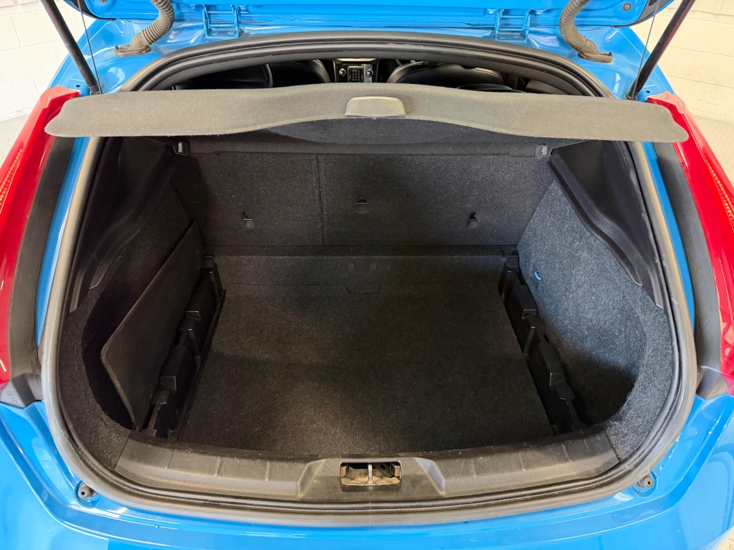 Used Volvo V40 for sale - 78115814: Photo 11