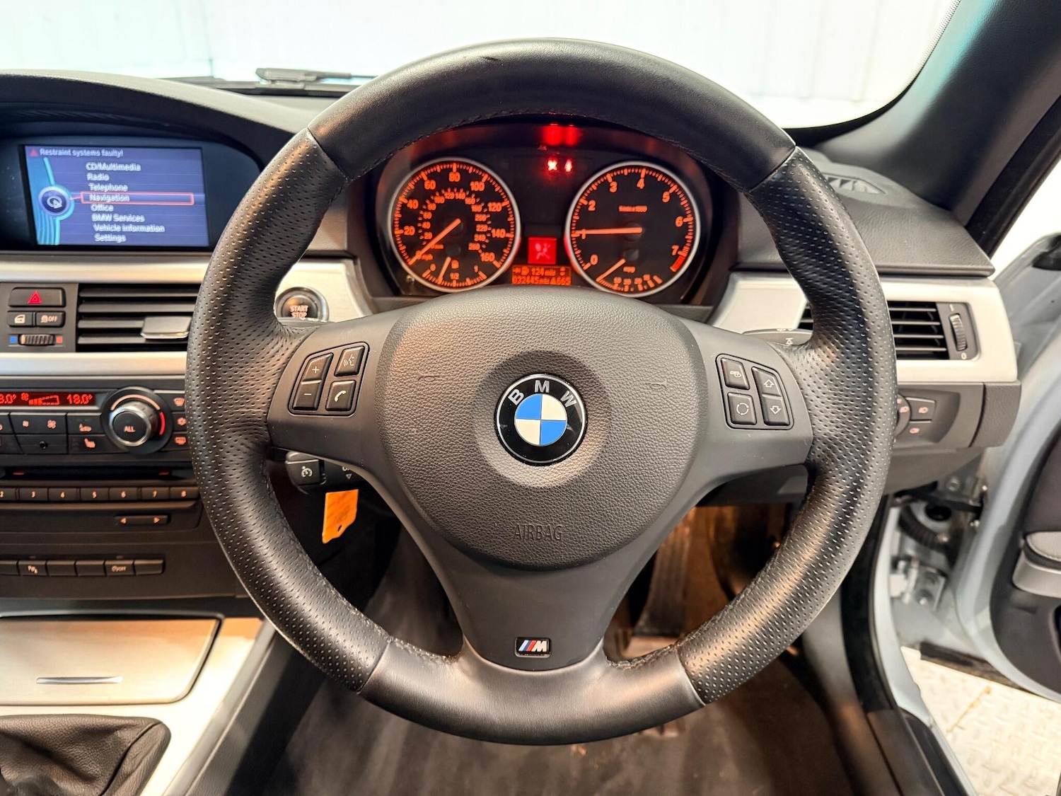 Used BMW 3 Series 2012 for sale - 77066962: Photo 18