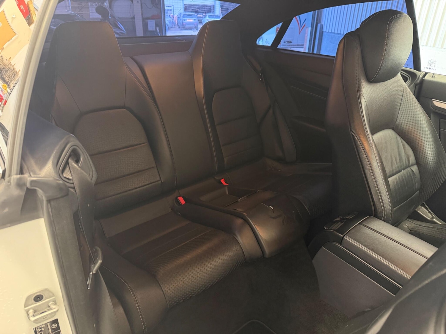 Used Mercedes-Benz E Class 2016 for sale - 77993405: Photo 12