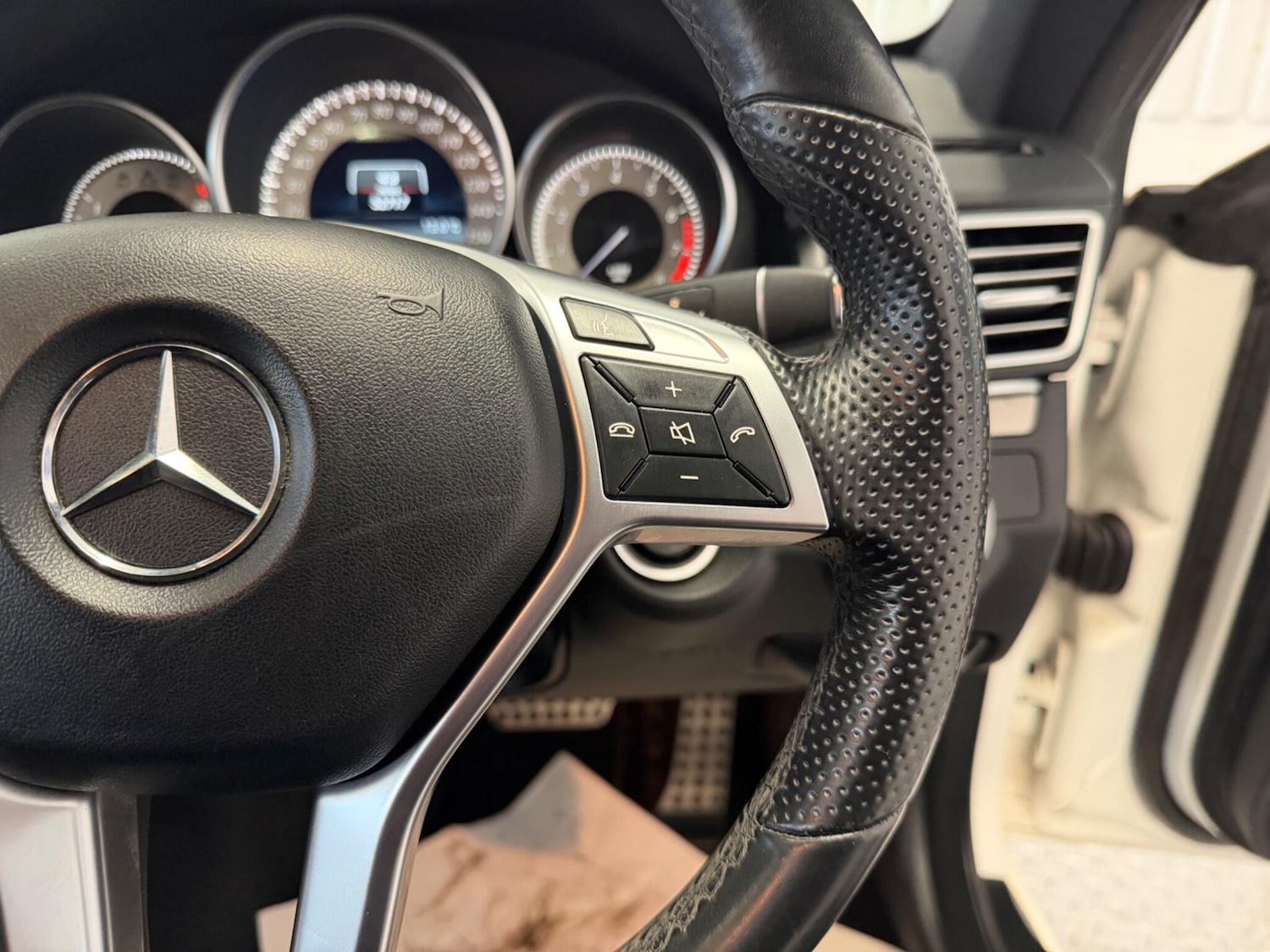 Used Mercedes-Benz E Class 2016 for sale - 77993405: Photo 19