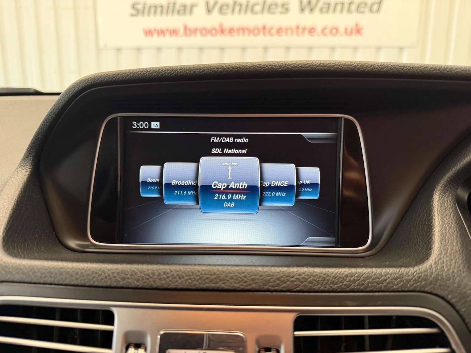 Used Mercedes-Benz E Class 2016 for sale - 77993405: Photo 23