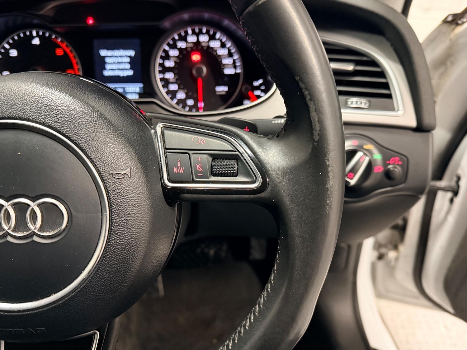 Used Audi A4 Allroad 2014 for sale - 76689893: Photo 21