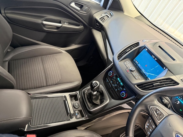 Used Ford Kuga 2017 for sale - 76059447: Photo 27