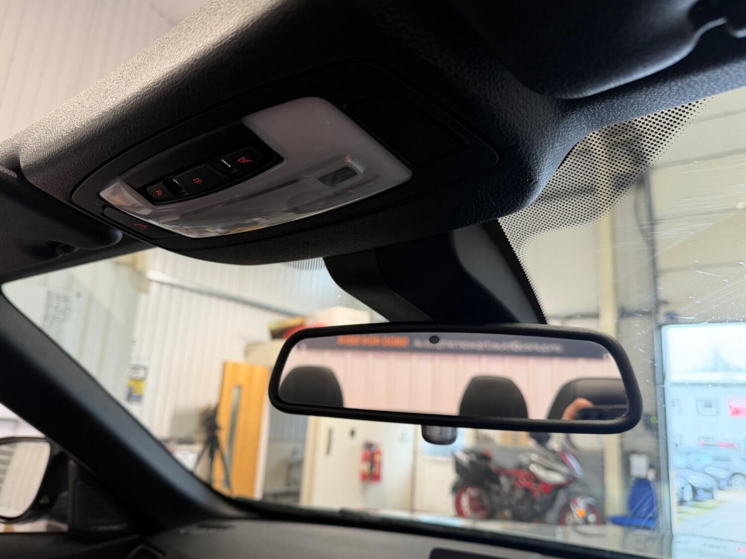 Used BMW M4 2017 for sale - 77853743: Photo 40