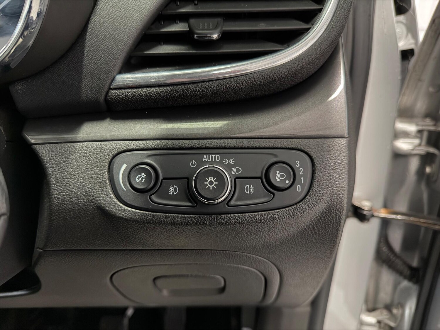 Used Vauxhall Mokka X 2016 for sale - 77839069: Photo 21