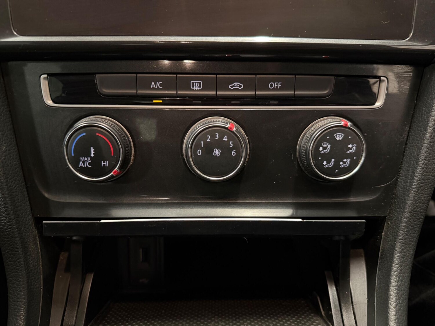 Used Volkswagen Golf for sale - 77511104: Photo 25