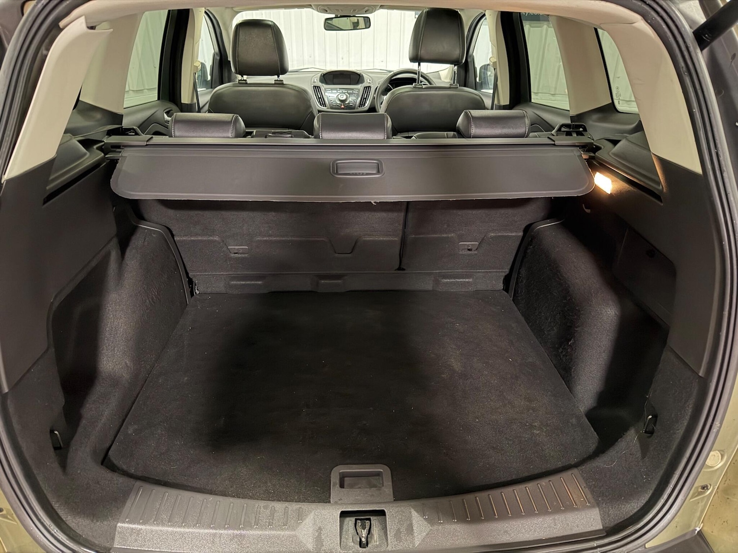 Used Ford Kuga 2014 for sale - 76772101: Photo 10