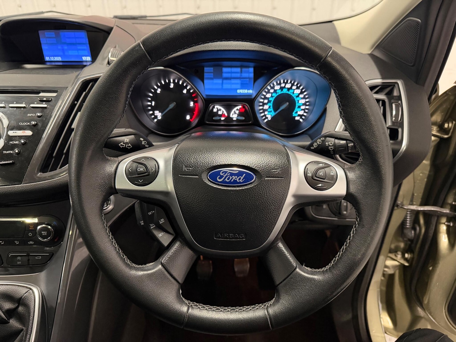 Used Ford Kuga 2014 for sale - 76772101: Photo 17