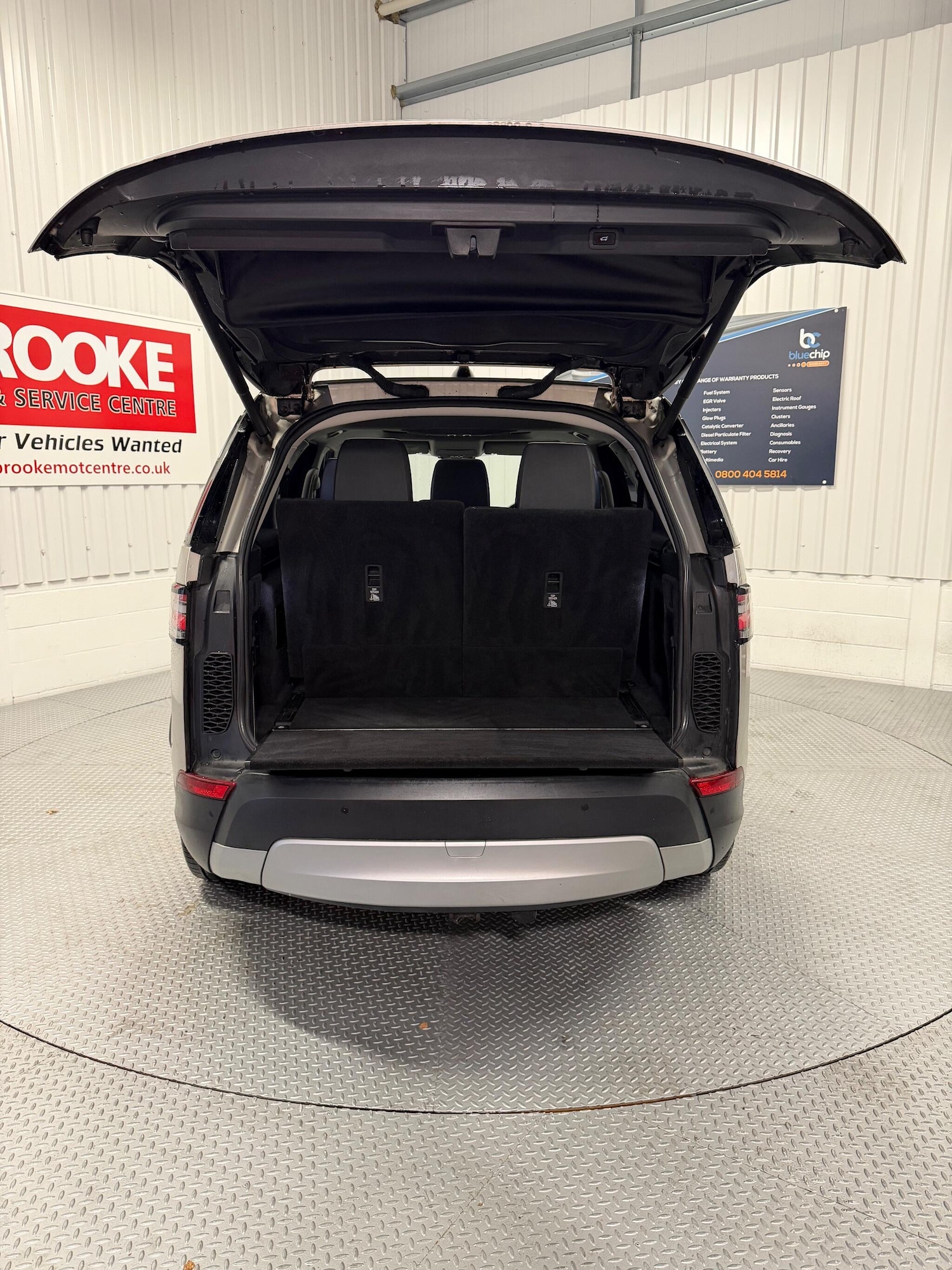 Used Land Rover Discovery 2017 for sale - 76585416: Photo 10