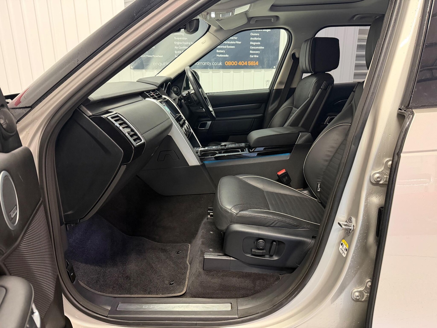 Used Land Rover Discovery 2017 for sale - 76585416: Photo 16