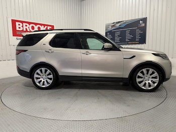 Used Land Rover Discovery 2017 for sale - 76585416: Photo