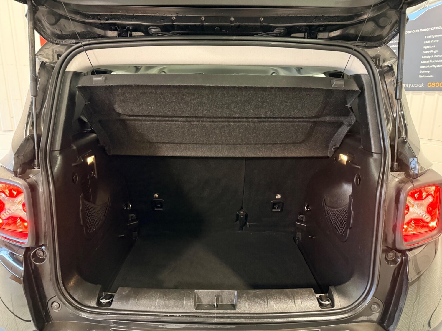 Used Jeep Renegade 2017 for sale - 77586058: Photo 11