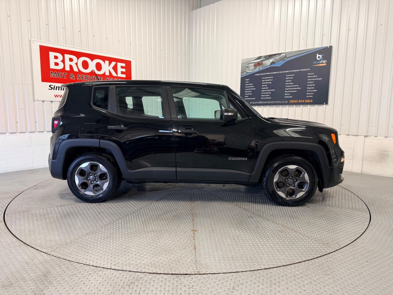 Used Jeep Renegade 2017 for sale - 77586058: Photo 6