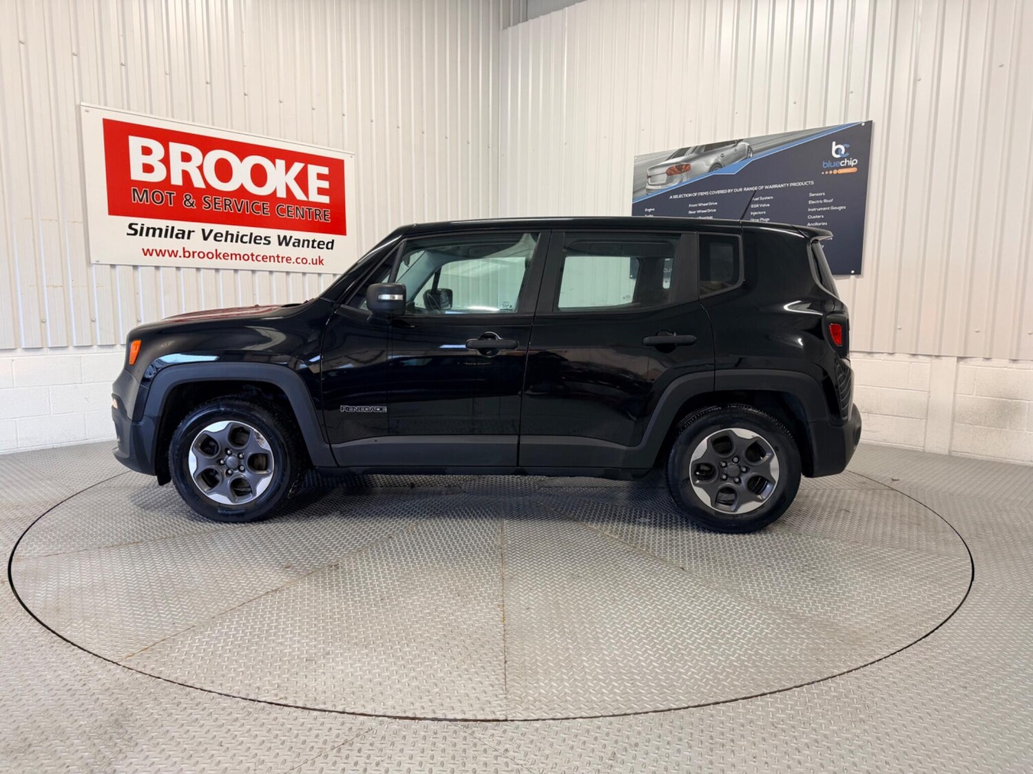 Used Jeep Renegade 2017 for sale - 77586058: Photo 8