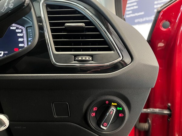 Used SEAT Leon 2019 for sale - 74221745: Photo 17