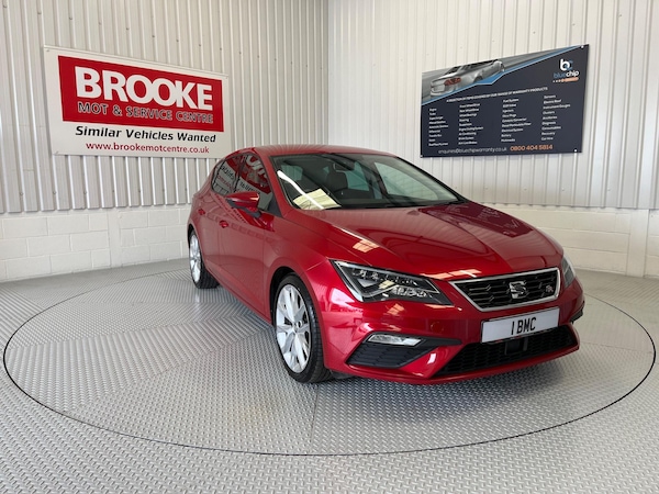 Used SEAT Leon 2019 for sale - 74221745: Photo 1