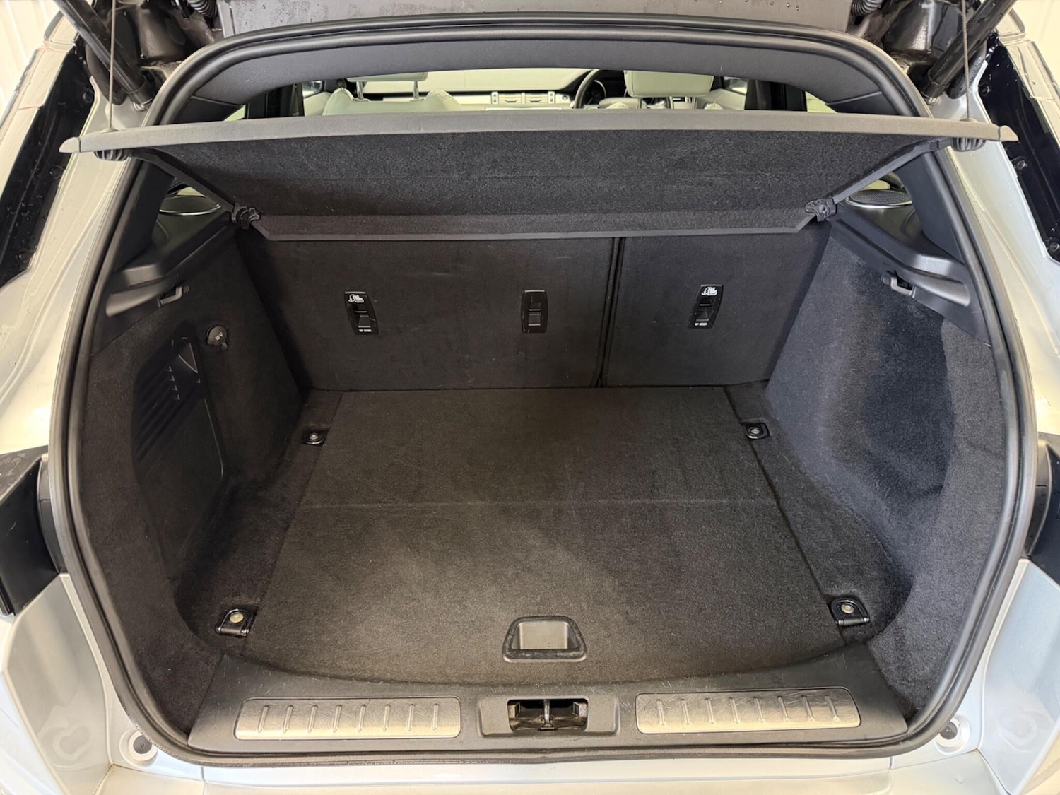 Used Land Rover Range Rover Evoque 2018 for sale - 78086008: Photo 11