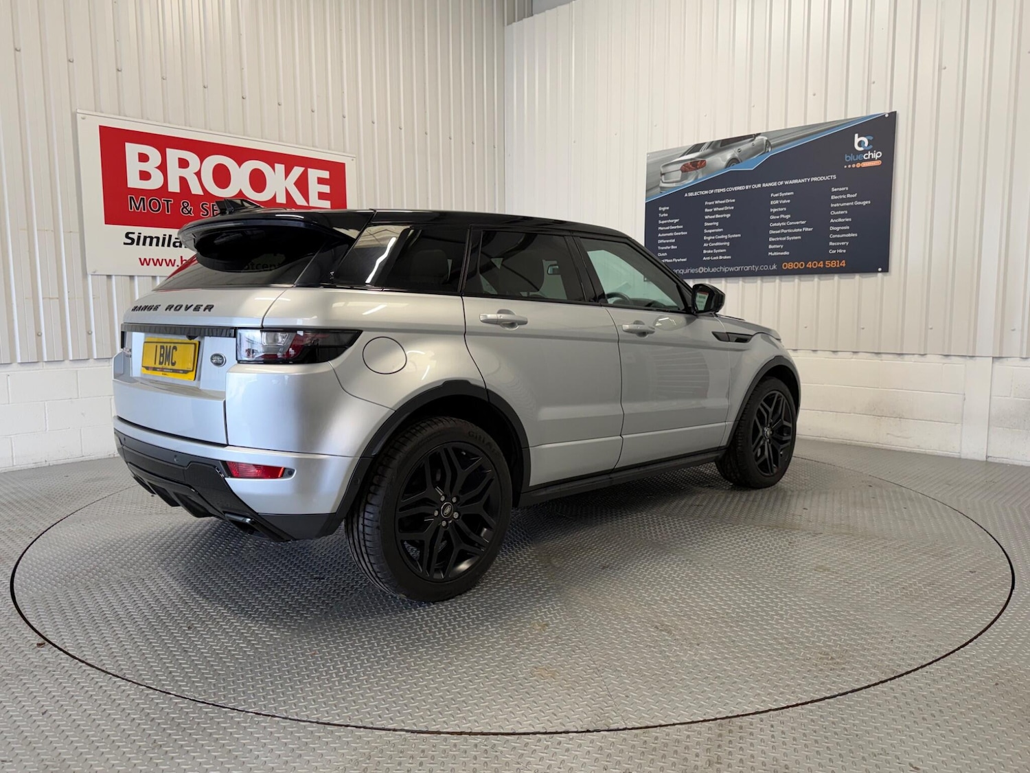 Used Land Rover Range Rover Evoque 2018 for sale - 78086008: Photo 4