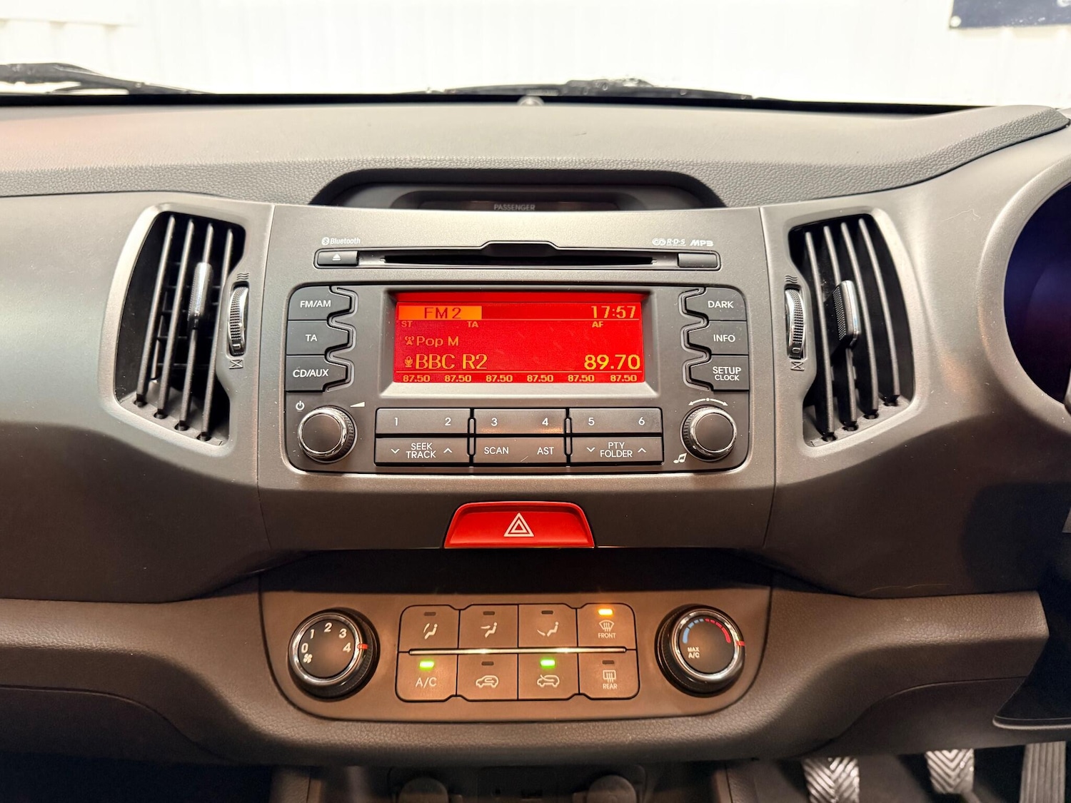 Used Kia Sportage 2010 for sale - 76499893: Photo 24