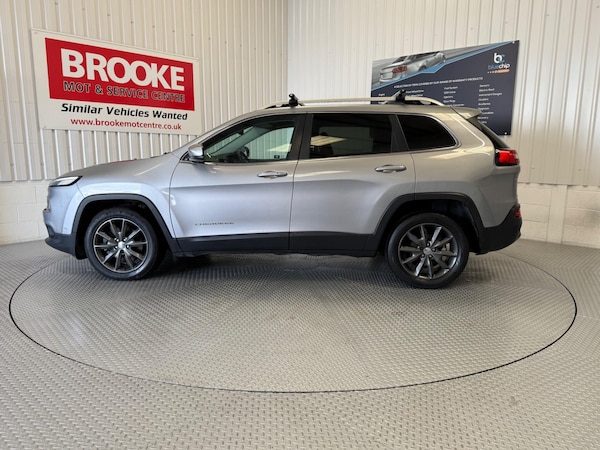 Used Jeep Cherokee 2015 for sale - 76325978: Photo 10