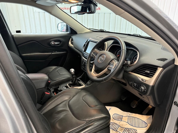 Used Jeep Cherokee 2015 for sale - 76325978: Photo 23