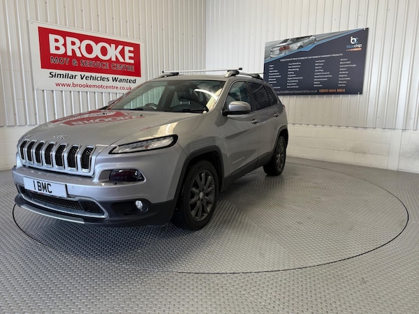 Used Jeep Cherokee 2015 for sale - 76325978: Photo 5