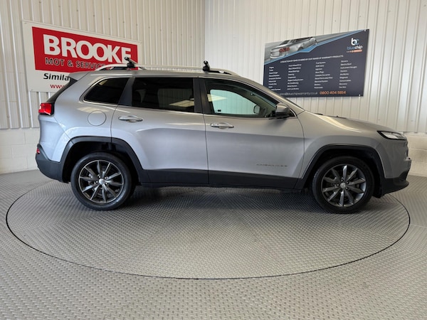 Used Jeep Cherokee 2015 for sale - 76325978: Photo 6