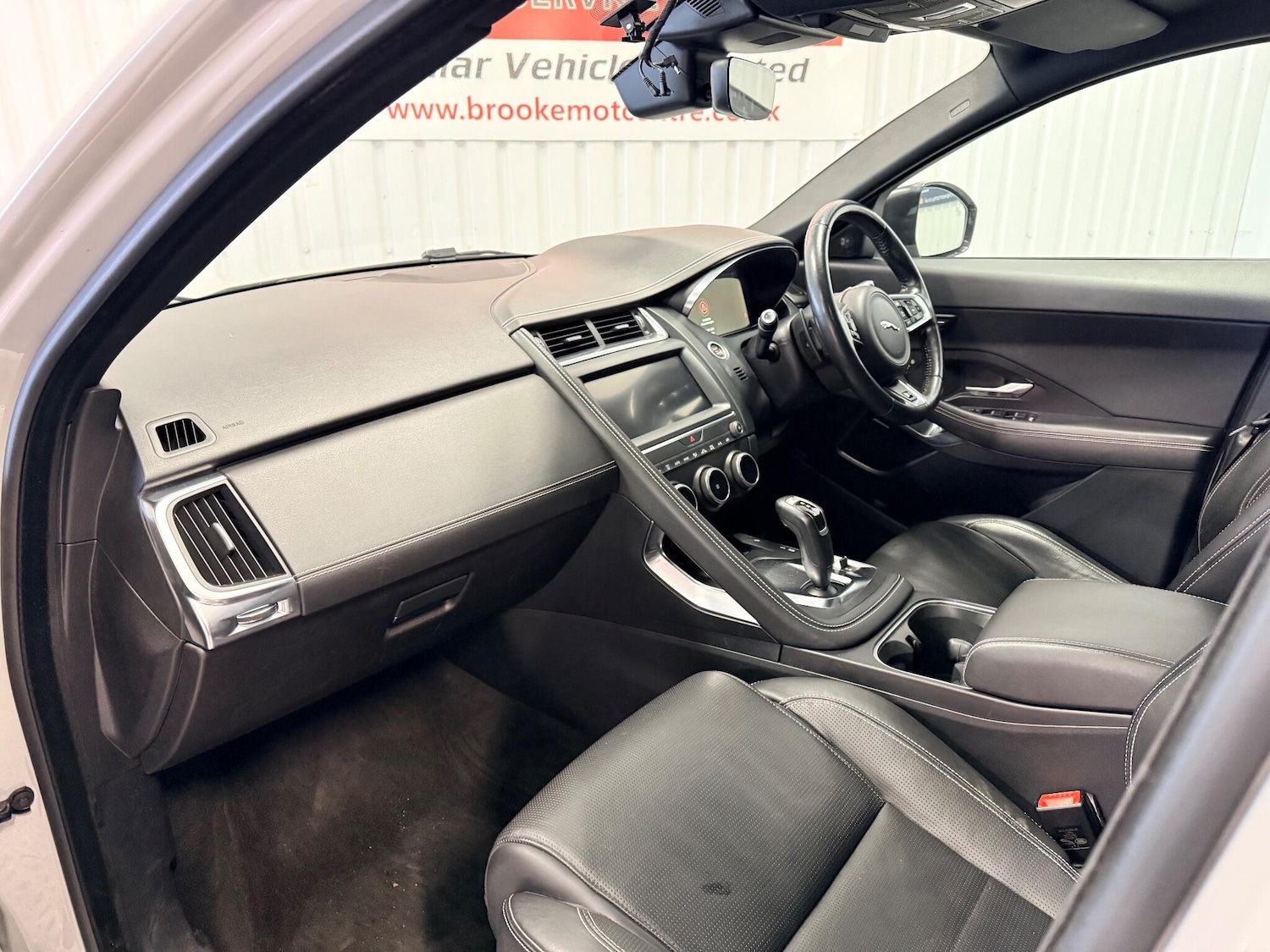 Used Jaguar E-Pace 2018 for sale - 77174977: Photo 14