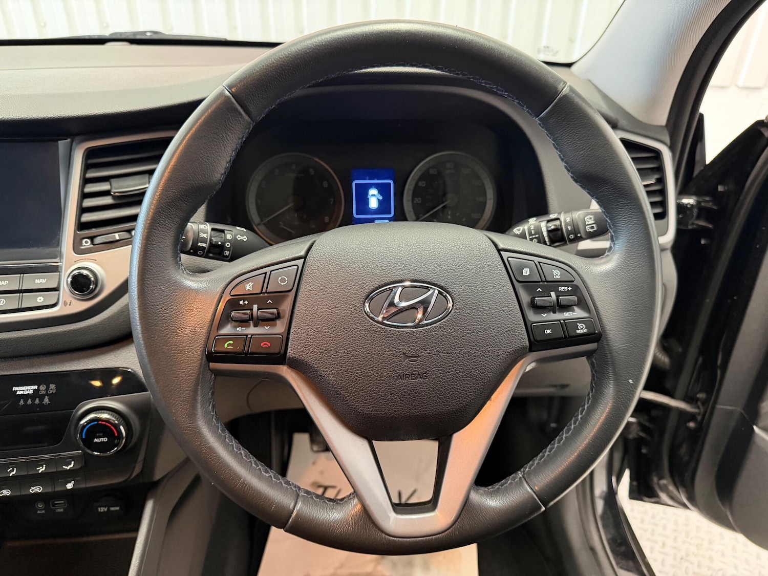 Used Hyundai TUCSON 2017 for sale - 76538459: Photo 18
