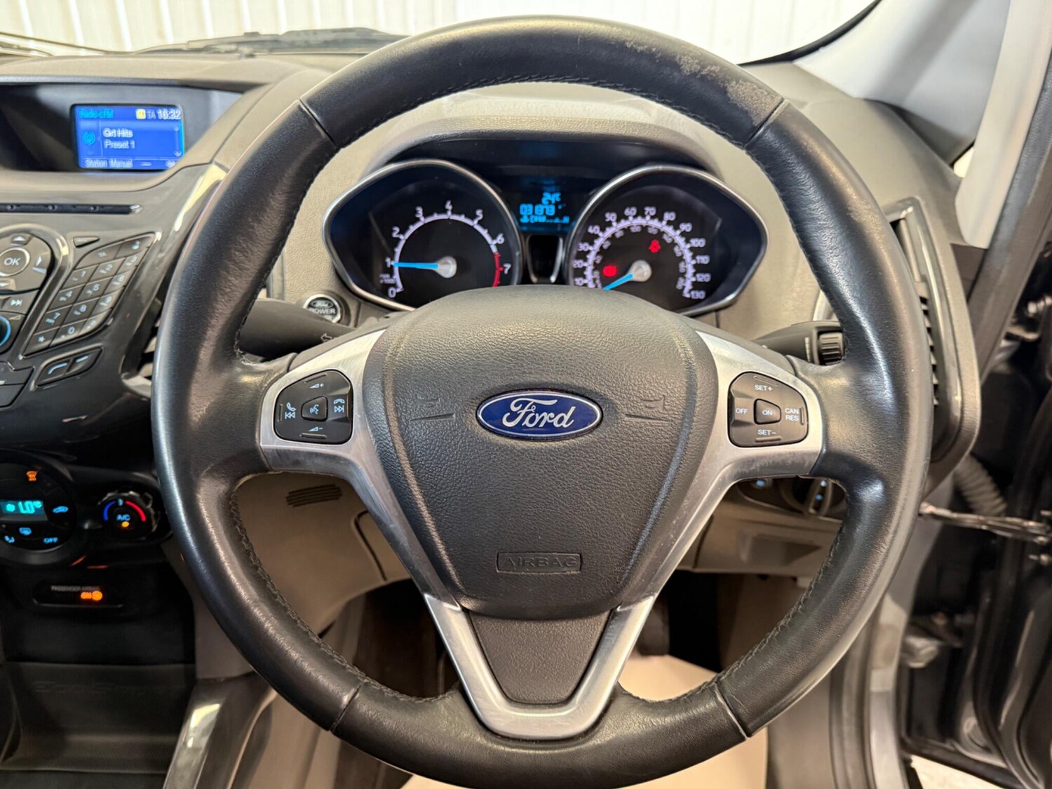 Used Ford Ecosport 2016 for sale - 77840039: Photo 23