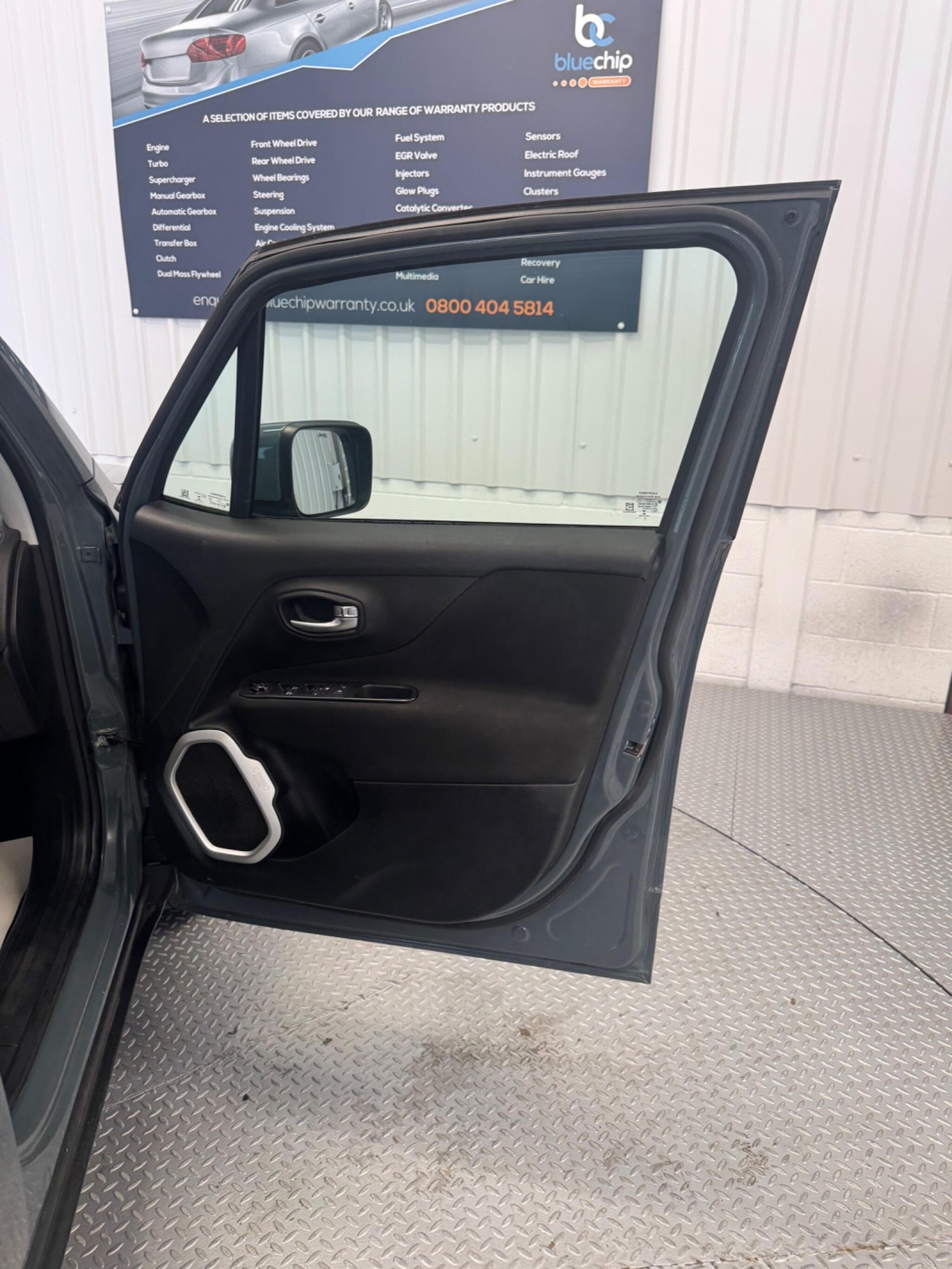 Used Jeep Renegade 2016 for sale - 78185395: Photo 16