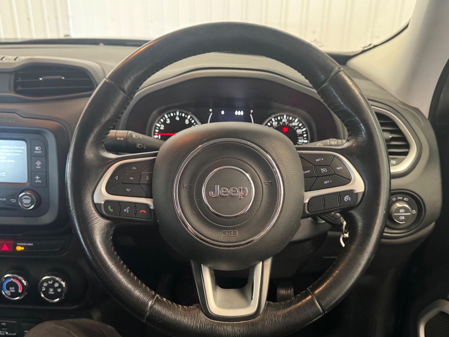 Used Jeep Renegade 2016 for sale - 78185395: Photo 22