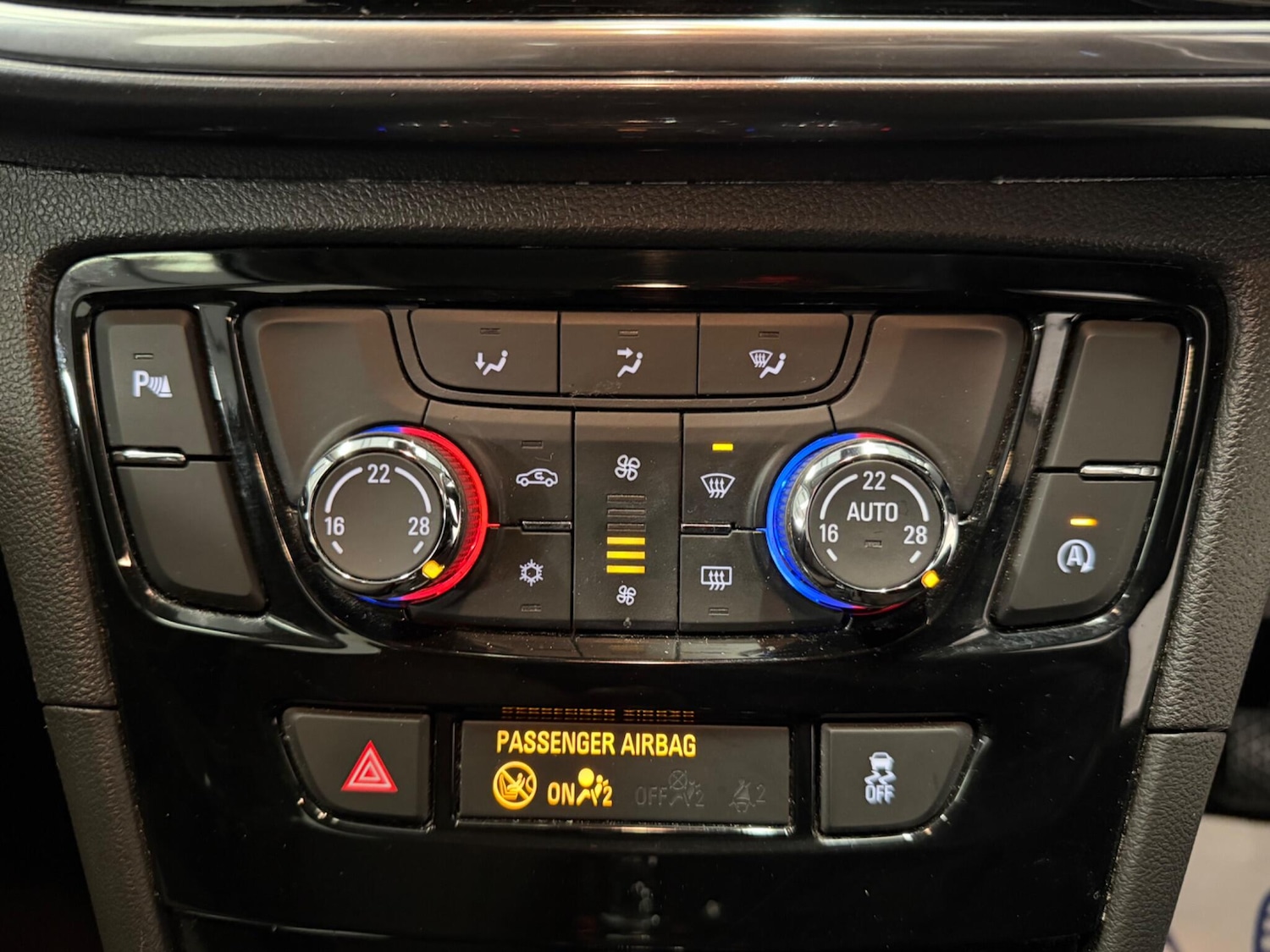 Used Vauxhall Mokka X 2018 for sale - 77411637: Photo 26