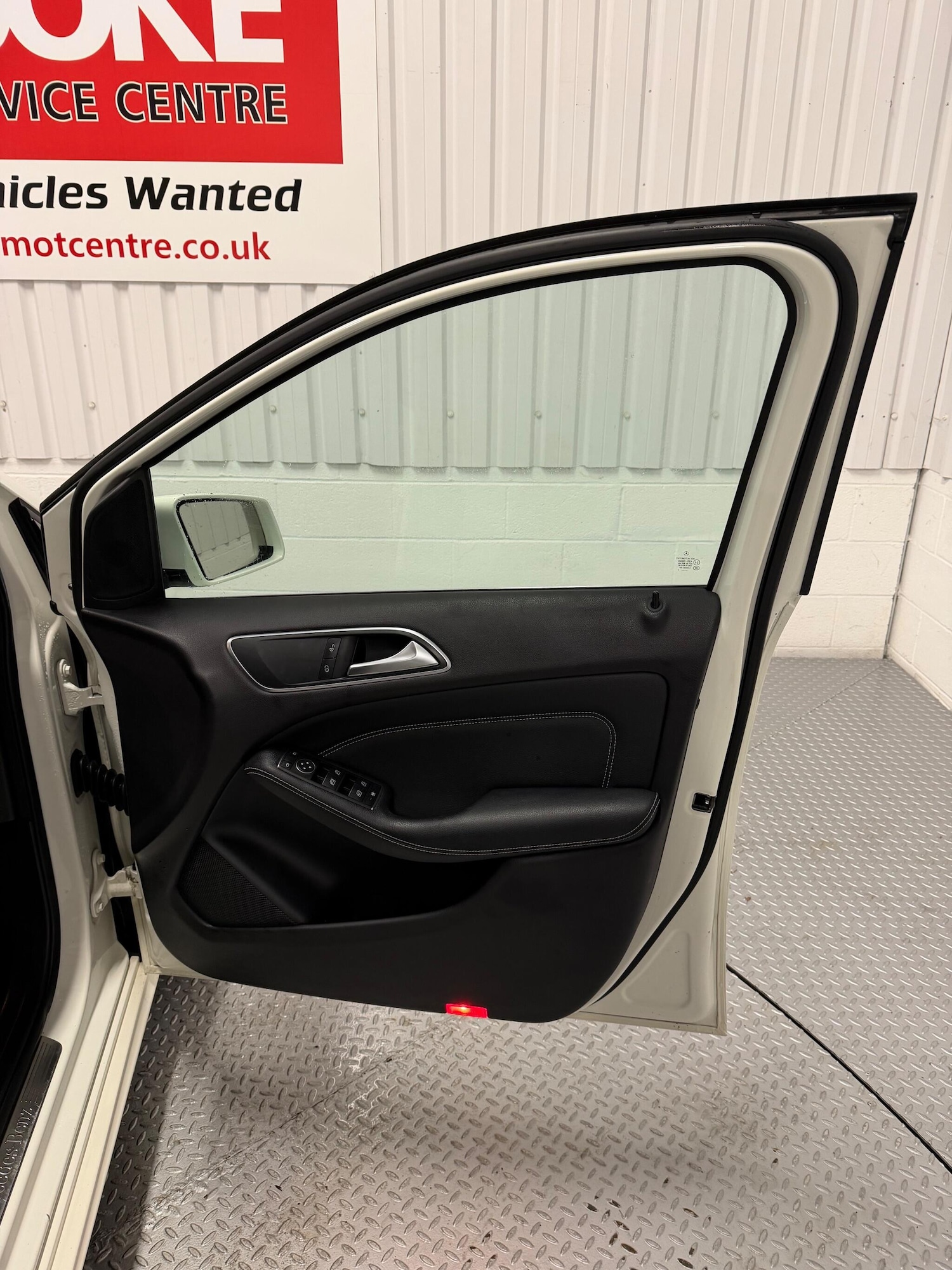 Used Mercedes-Benz B Class 2012 for sale - 76771647: Photo 16