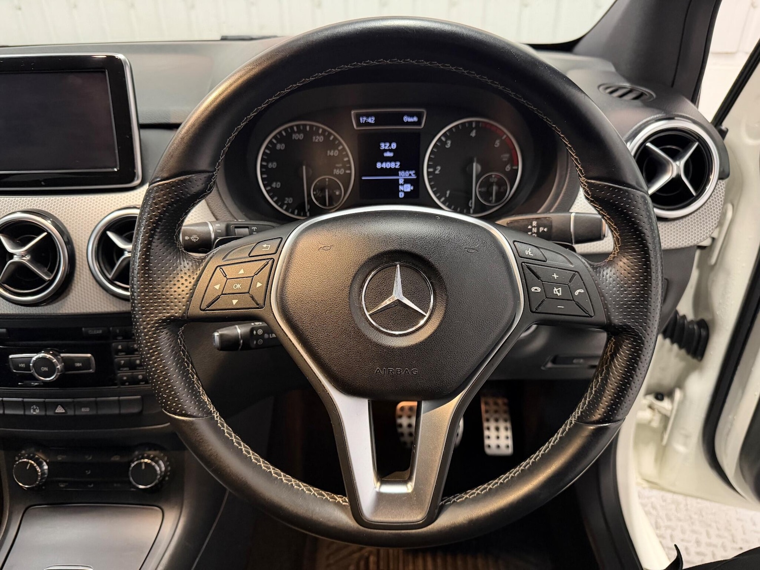 Used Mercedes-Benz B Class 2012 for sale - 76771647: Photo 18